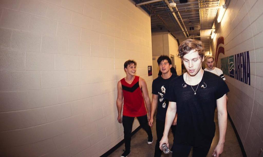 One hell of a gig last night @hoeg