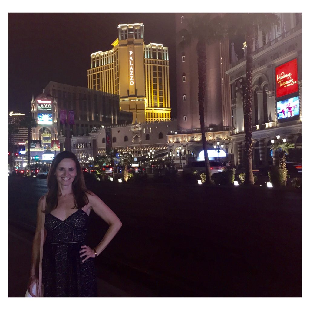 In #Vegas for a final summer hurrah? Some of the best places to eat. #vegasrestaurants 
ow.ly/7BJj303Lf2f