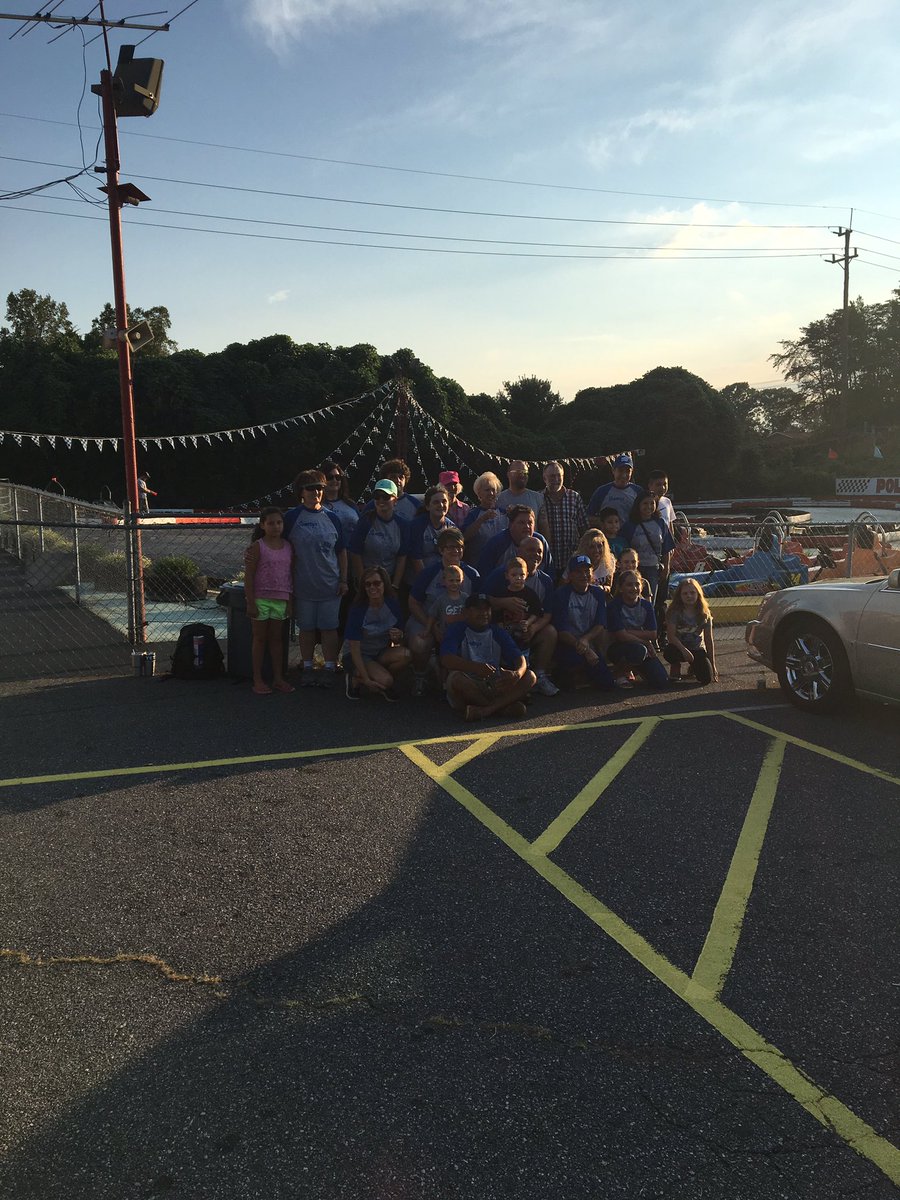 957mobilecafe's tweet photo. Big shot out to Taylorsville Times Pollard raceway park Scotty's hometown grill and Sigs tire https://t.co/fepwuhqBo9