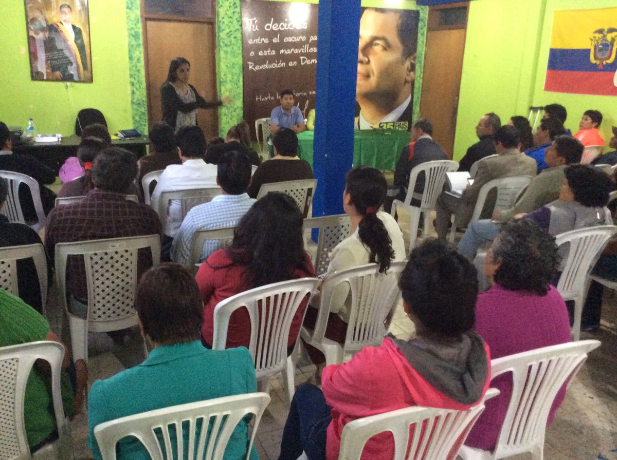 "Porque no trabajamos por las siguientes elecciones, trabajamos por las siguientes generaciones" .<a href="/MashiRafael/">Rafael Correa</a>