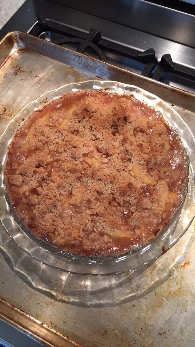 aria_db's tweet photo. Surprise! Happy last day of August and end of peach season :) @chonchboy5 https://t.co/9v6mcs96Cl