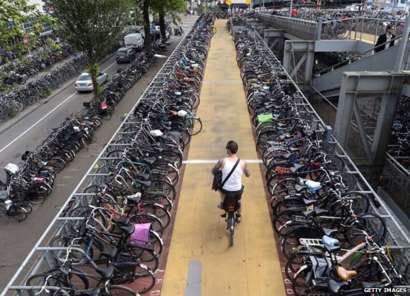 BrentToderian's tweet image. The "origin story" of #Dutch bike culture, via @BBCNews. Worth re-reading &amp;amp; sharing. bbc.com/news/magazine-…