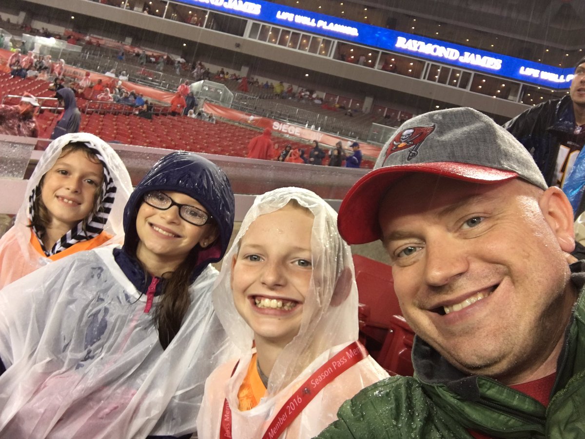 herzek's tweet image. #SiegeTheDay