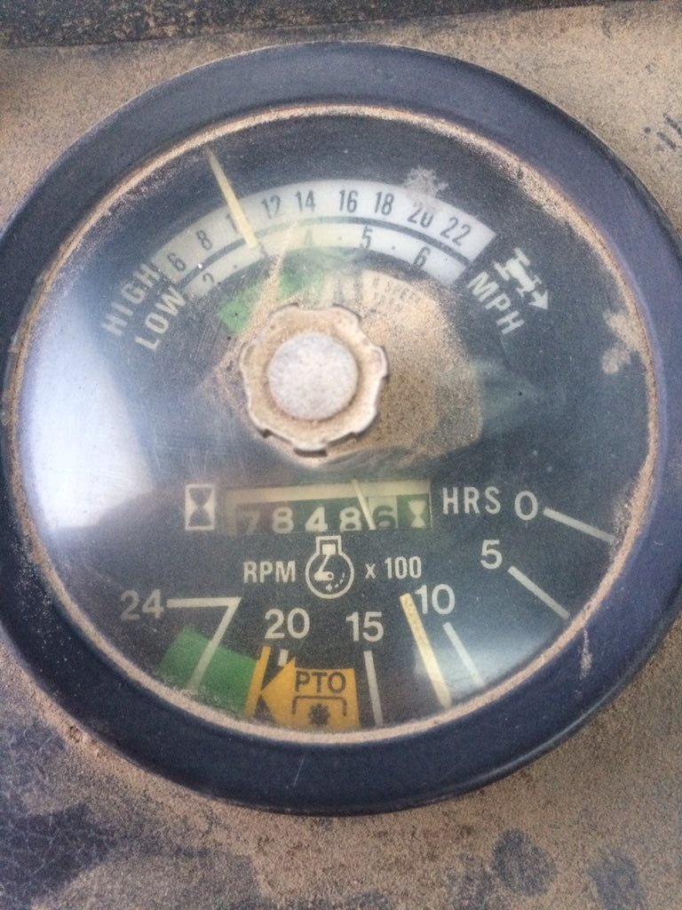 Selling our IH 3088.  $11,500 O.b.o.  Reist qa loader. 18.4x38 radials loaded with new tubes.