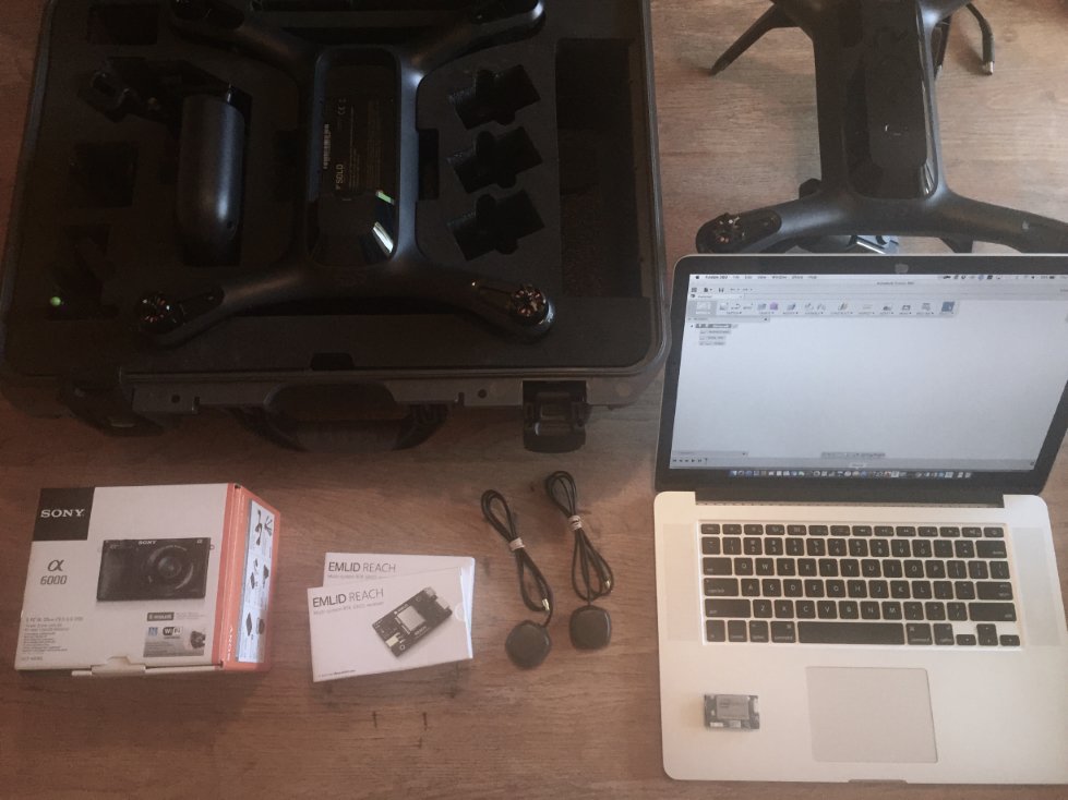 YorkeLabs's tweet photo. Taking UAV 3D data capture to the next level w/@intel Edison, RTK, &amp; 24MP @sony on board @YorkeLabs @3DRobotics Solo https://t.co/CxwKz0NG1e