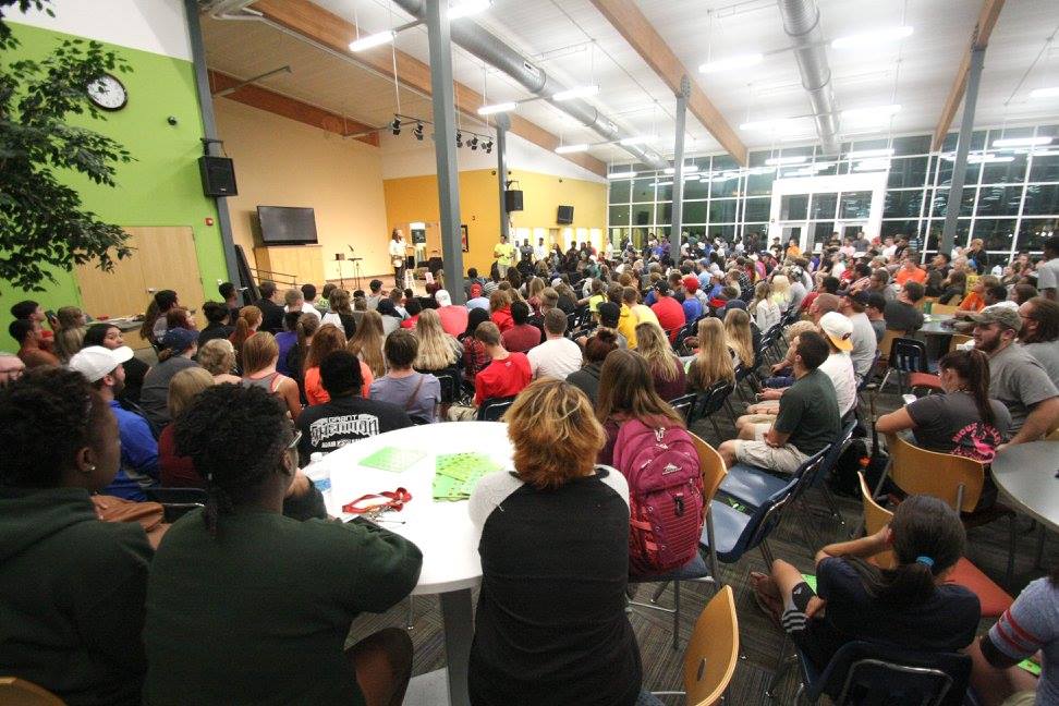 IowaCentral's tweet image. So much fun hosting @Ran_Magic on Tuesday! Image gallery at facebook.com/iowacentral #HowDidHeDoThat #TritonNation