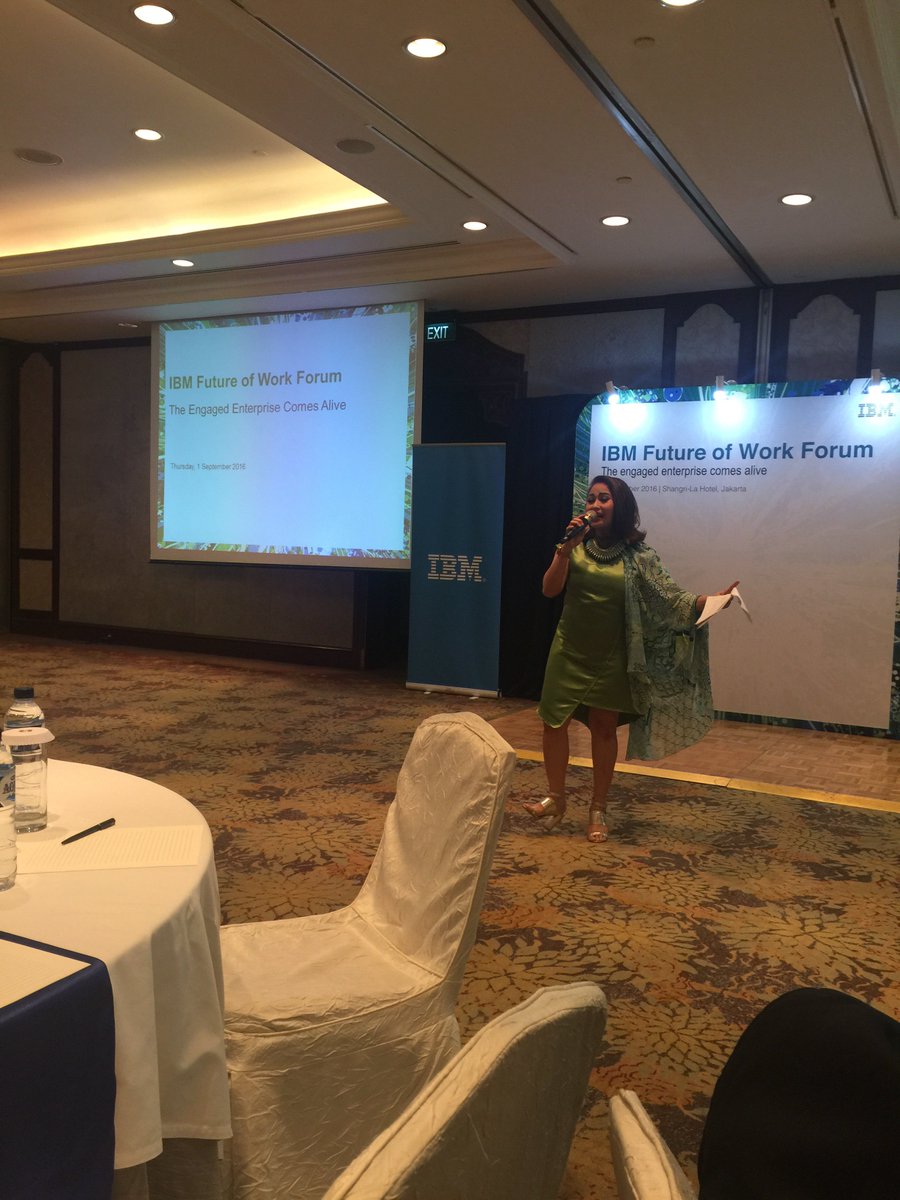 #ibm <a href="/IBMIndo/">IBM Indonesia</a> future of work forum...The new way to employee engagement and collaboration!