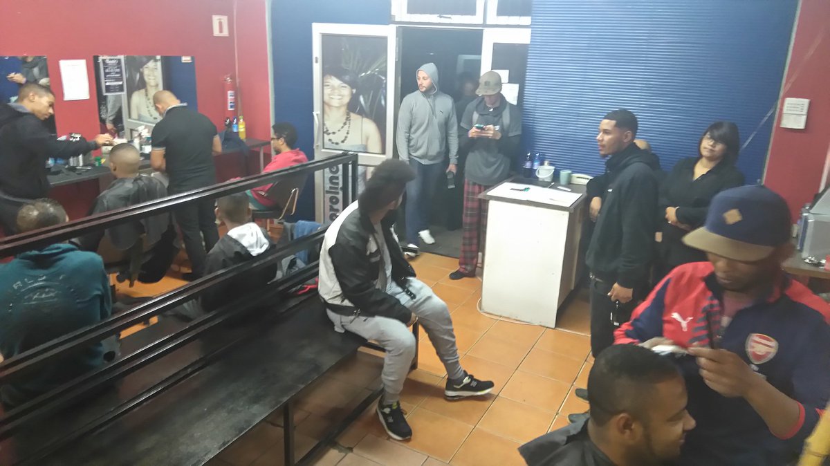 DjJasonAbels's tweet photo. #FadeForWayde The @NigelPierce Show broadcasting live from Claude's Barber Shop this morning #CapitalNP https://t.co/5uNf7kRyhp