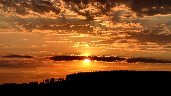 36olyadventures's tweet photo. New artwork for sale! - "Silver Lining" - https://t.co/gwCByTbyZZ @fineartamerica https://t.co/032376Nog4