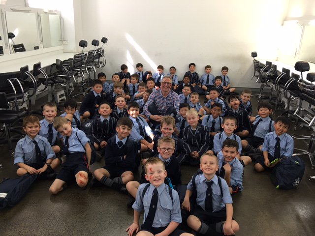 A fantastic Yr 1 excursion to ACMUSE today - learning about the profession of theatrical make up and special effects