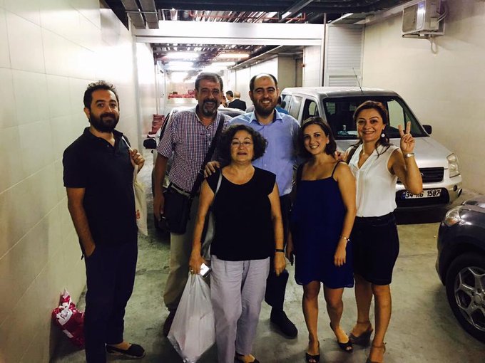 Resmi Twitter'da görüntüle