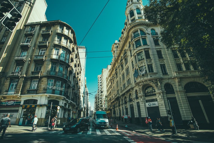 dividom_com's tweet photo. Quelles sont les clés d'un #investissement #immobilier réussi ? - https://t.co/6kbNJTPnAm https://t.co/m9Ga6a6OnS