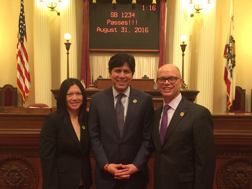 Dan Reeves (@danreevo) on Twitter photo Eight years ago <a href="/kdeleon/">Kevin de Leόn</a> introduced nation's first private sector retirement security bill. Tonite it passes #CALeg Eight years ago <a href="/kdeleon/">Kevin de Leόn</a> introduced nation's first private sector retirement security bill. Tonite it passes #CALeg
