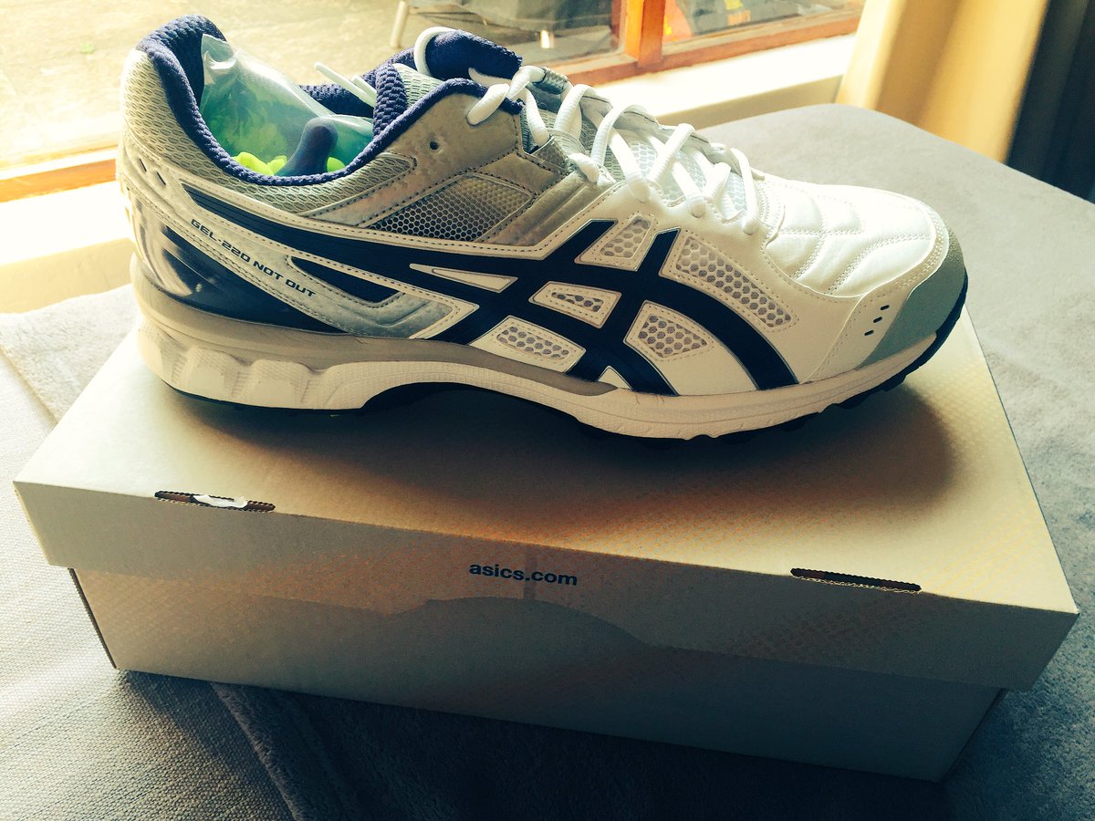 asics gel 220 not out