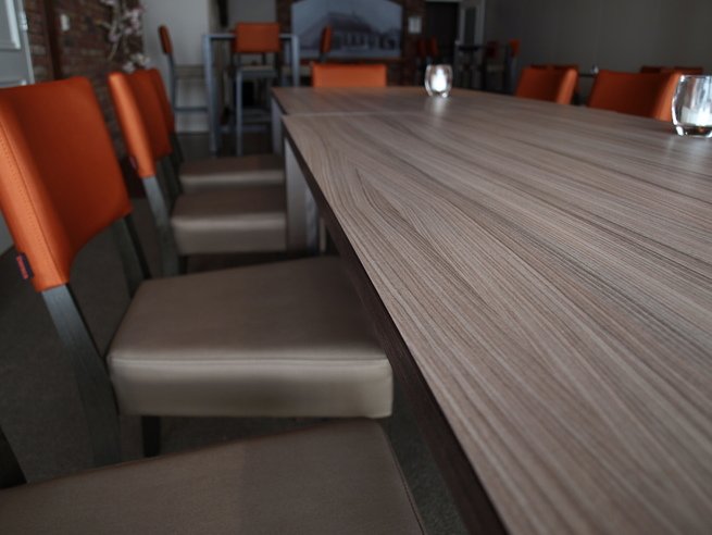 TherecaBV's tweet image. Naar alle tevredenheid van de klant, afgelopen week nieuw meubilair geleverd aan @RestaurantDeMol