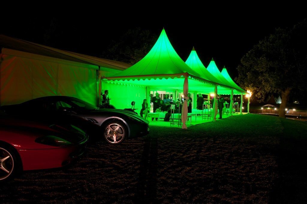 1st_Setting's tweet image. Not a fan of white marquees? Well placed lights can make a huge difference #kent #folkestone