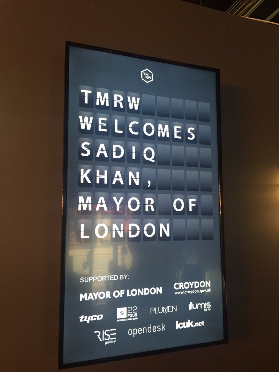 Glad to be shown round the imaginative &amp; innovative <a href="/boxpark/">BOXPARK</a> &amp; <a href="/tmrwhub/">TMRW</a> in Croydon this morning with @CllrTony.