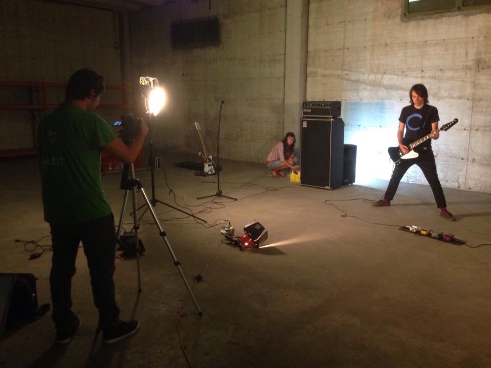 Al via le riprese per il primo videoclip!! La canzone è "Antidoto" e il video sarà realizzato da <a href="/fantomaticTV/">Fantomaticagency</a>