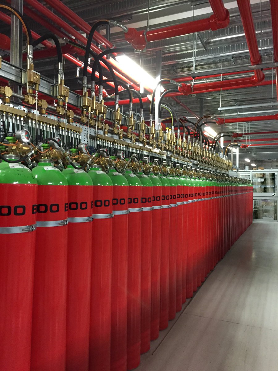 WeAreFireEater's tweet photo. Fire Eater #INERGEN system protecting a datacentre in Ireland #FireSafety #QualityEngineering #WeAreFireEater https://t.co/Y21B6Xx6LG