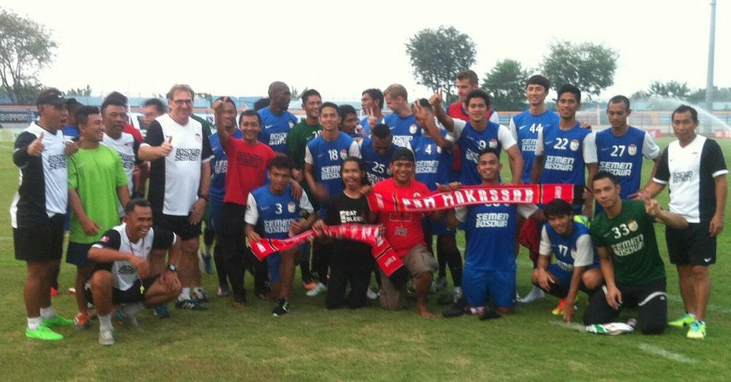 Dimana kau berada kami selalu ada... Ewakooooo !!!! #PSMday @Maczman_Ori <a href="/Maczgirl_Ori/">THE MACZ GIRL</a>