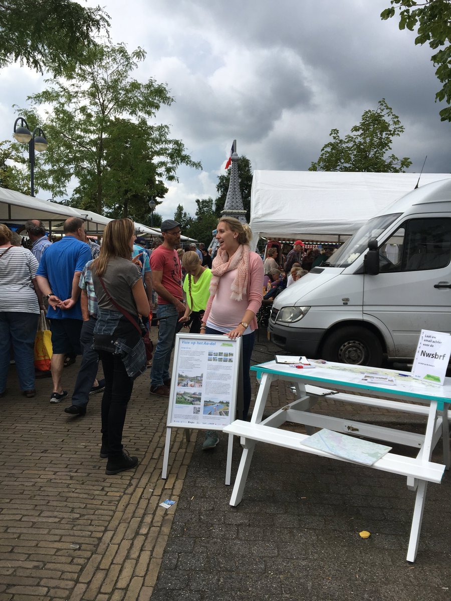 LangsdeAa's tweet photo. A.s. zo laatste stop picknicktafel tour Heeswijk-Dinther tuinfeest Cultureel Centrum Servaes
https://t.co/JJRQKxN5Bz https://t.co/UbC8dHKc1N