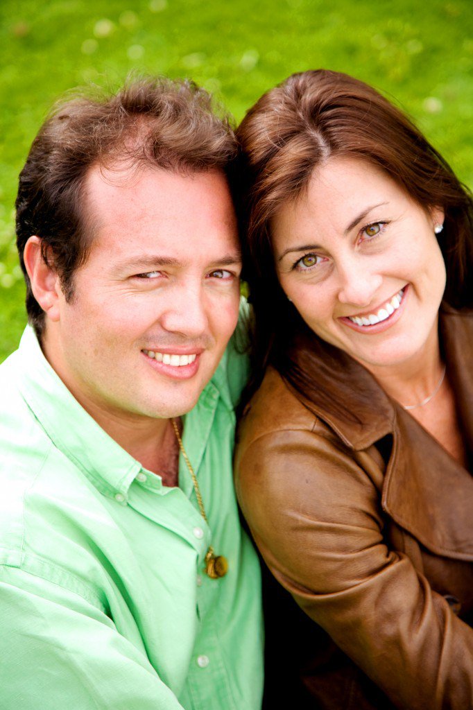FreeUKDating's tweet photo. Are arranged marriages more likely to succeed than marriage for love? https://t.co/QXdPQseSbw https://t.co/OulBbQCNif