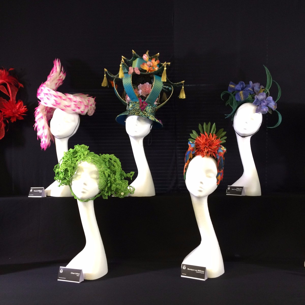 protagmag's tweet photo. A week ago : #LondonHatWeet #Hat2016 by @MLMhats at @CULCFash ! We look forward to seeing the exhibition https://t.co/q1jFcvlIKR