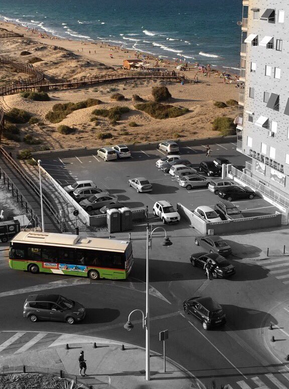 buselche's tweet photo. Finalitza el servei en #Arenalsdelsol. Gràcies per triar @Urbanoselche aquest estiu. #Elx #platja  @ajuntamentelx https://t.co/IpsscX2d7x