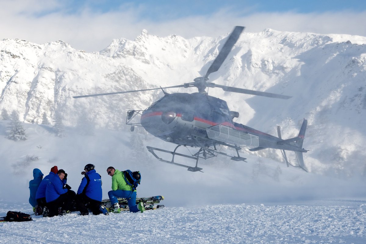 OurLegendUK's tweet photo. September 1st already! Looking for the ultimate Ski holiday? Seek no further!
#pinchpunch 
https://t.co/bOb9fRpCLV https://t.co/DRlLuuSoUp