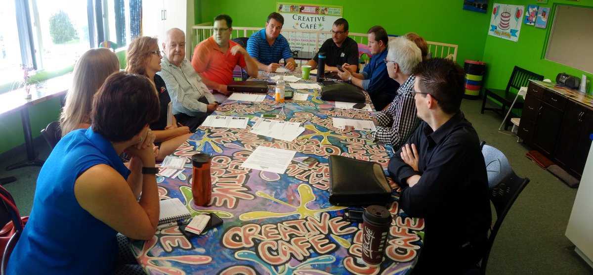 Assisting_You's tweet photo. Thursday @YourMasterMinds at @creativecafeart ! #marketing #smallbusiness #barrie #networking https://t.co/83NAp3jNuA