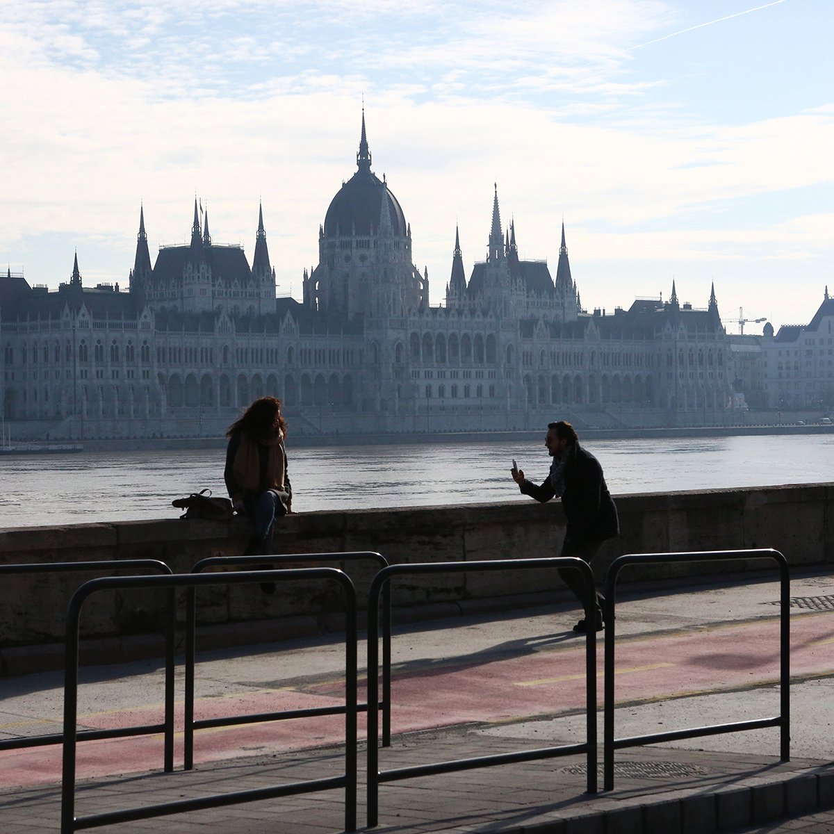 teamhuni's tweet photo. #Backstage in #Budapest #teamhuni #video #shoot #LifeisBeautiful https://t.co/dZudMIPbpt