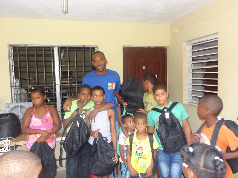 Yeison2415's tweet photo. Nos satisface la gran acogida que recibimos en la campaña #Dona1PorLaEducación .Gracias por confiar en nosotros. https://t.co/PSDGb8SgZf