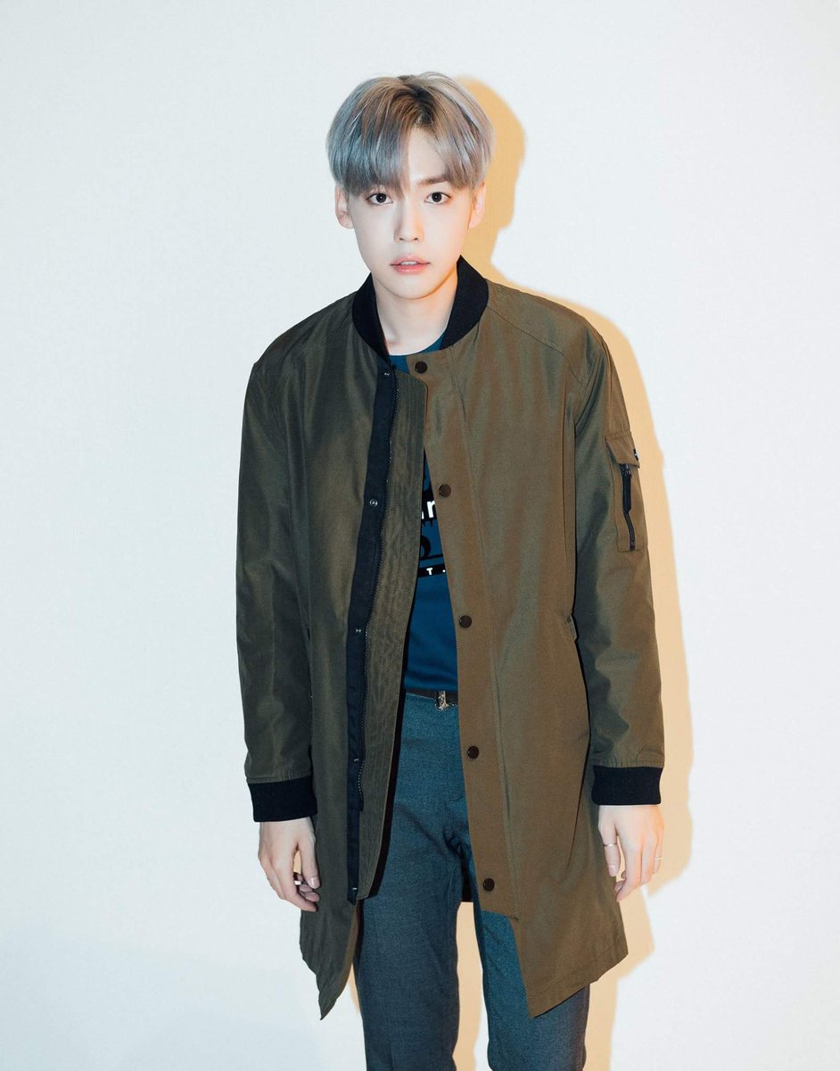 ceoYangHyunSuck's tweet photo. Holy shit fam 😍 https://t.co/LOIZL43hOF