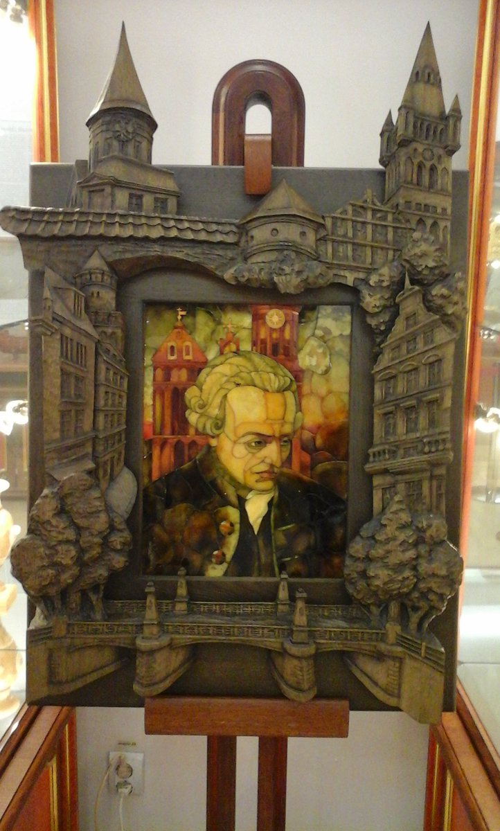 Solaris_AS's tweet photo. а в целом, многие экспонаты музея Янтаря в Калининграде выставлены в копиях оригиналов  Эрмитажа https://t.co/erLjVYoslO