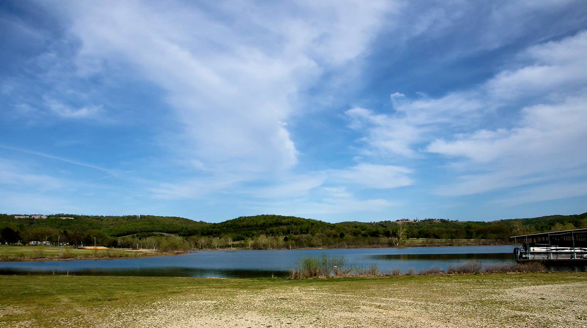 BethVRTMag's tweet image. Thanks Escape to Branson for being part of VRT July-August 2016 Issue p50-51. @MarcinkDesigns  @VisitMO