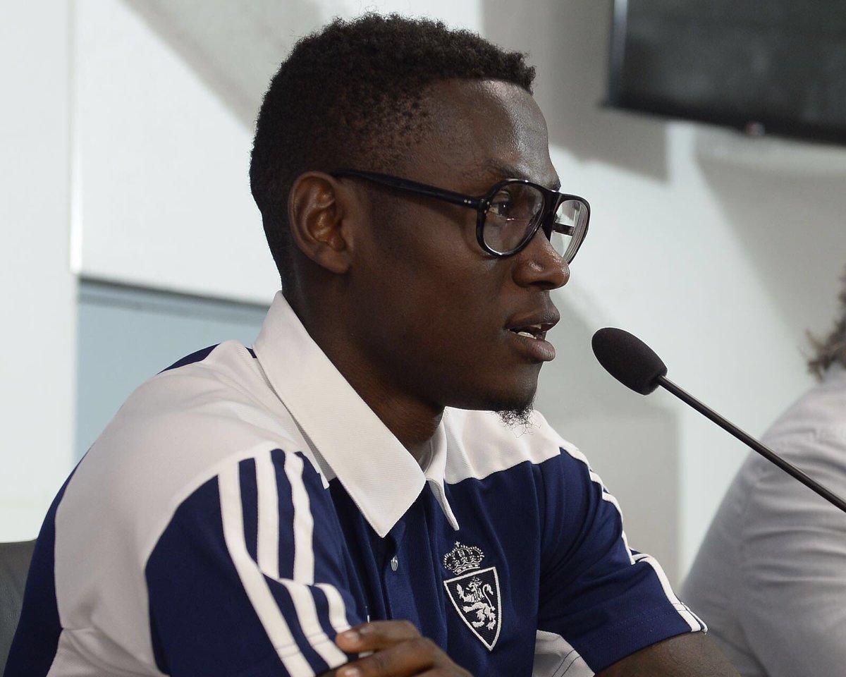 Frank Bagnack: "Vengo a sumar y trabajar por el equipo cada día. Prefiero que sea la afición quien me defina"