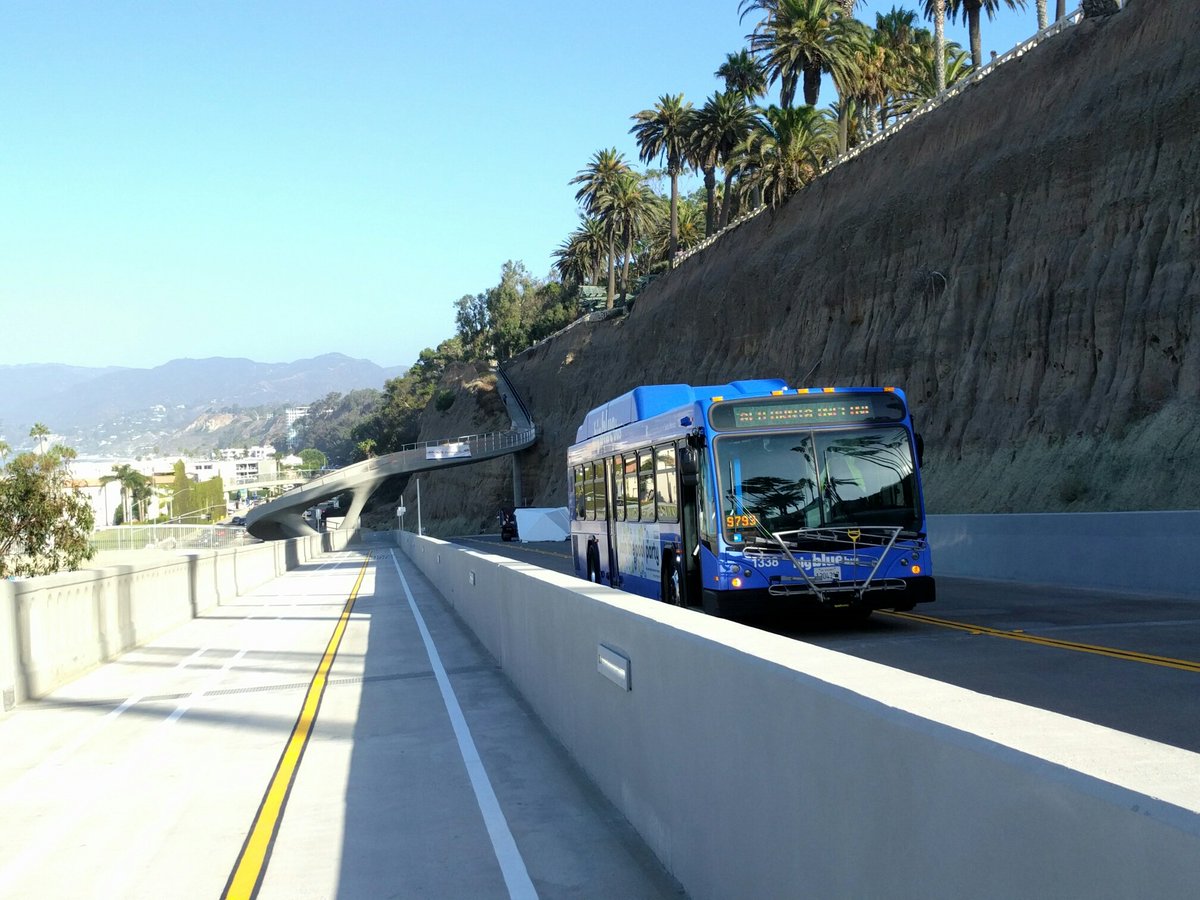 SMBigBlueBus's tweet photo. The #CAIncline is Renewed, Reinvented &amp; Ready to GO! @santamonicacity #GoSaMo https://t.co/CJZUCOfiwd