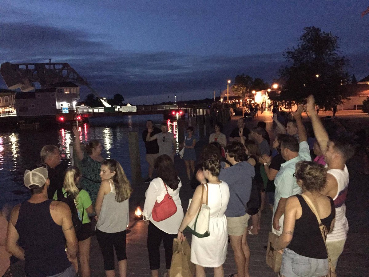 SeasideShadows's tweet image. @MysticCountryCT @FallNewEngland Ghosly strolls all weekend long! #hauntedct #ghosts #fall #laborday