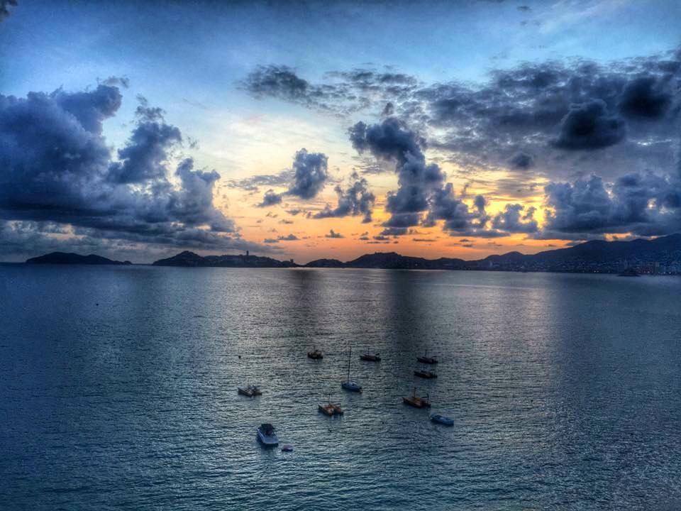 BrillaAca's tweet photo. Reserva tus merecidas vacaciones con nosotros #AcaFunViajes #Acapulco #CDMX #Edomex #SLP #Morelos #Taxco #Hidalgo https://t.co/azkqnLtqXb