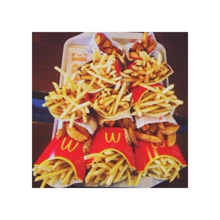 Guilty pleasures! 🍟 
#Trends #MyDailyClosetPicks #Love #2016Trends #Fashion
