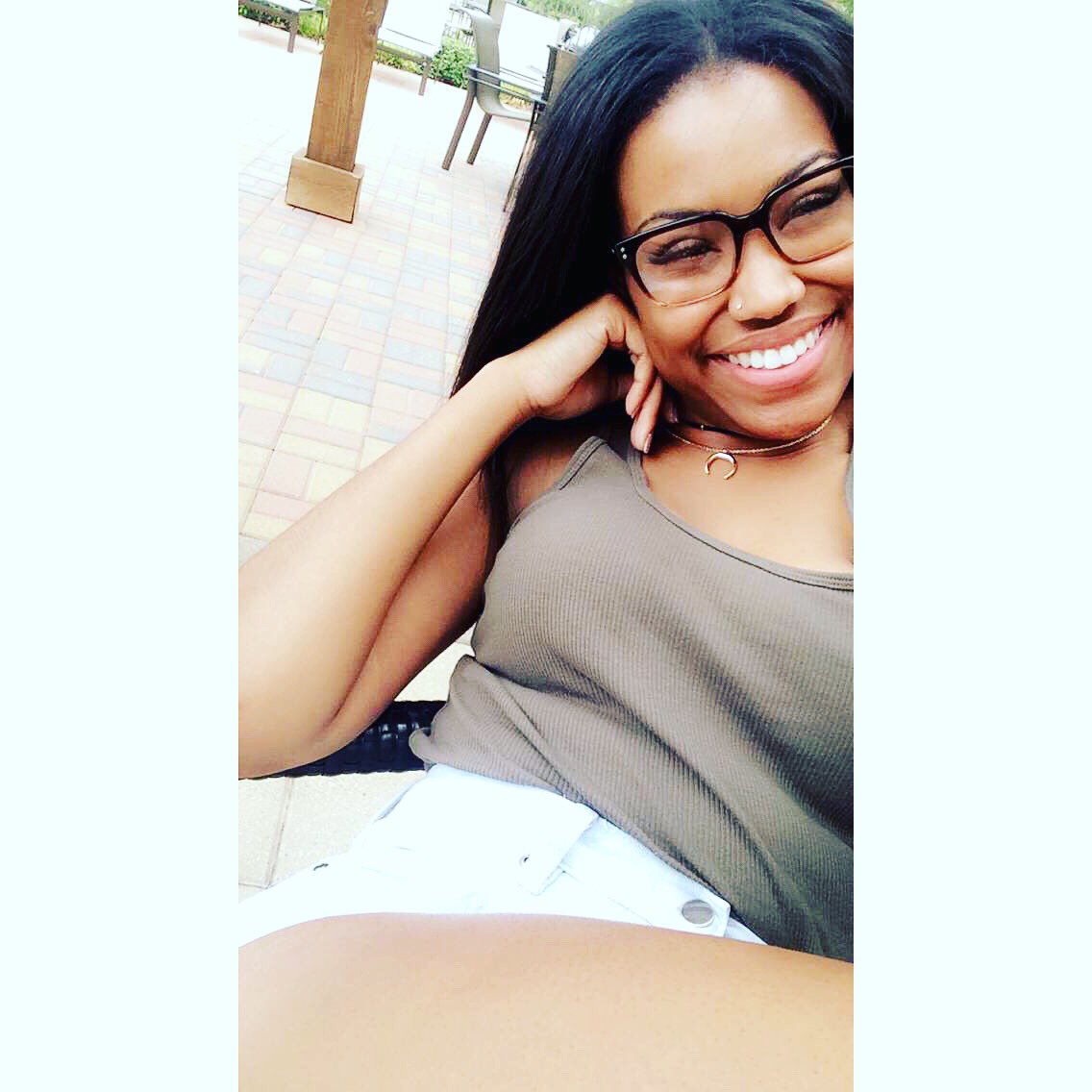 AnTah_Nae's tweet photo. #MelaninPoppin #BlackGirlMagic #QueenNae 👑💸 https://t.co/vHhDa9lG47