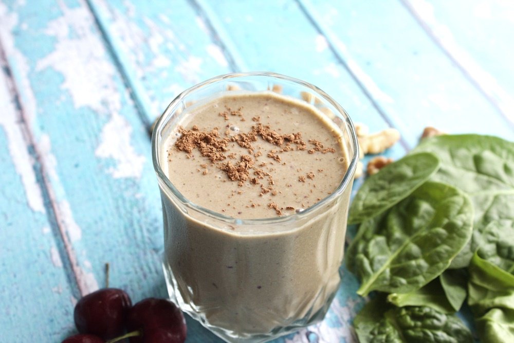 sharehealthco's tweet photo. Oh Hells Yeah. Chocolate Cherry Sundae Smoothie Recipe --> https://t.co/DoqA3AueXT https://t.co/dcaM9Uj9nq