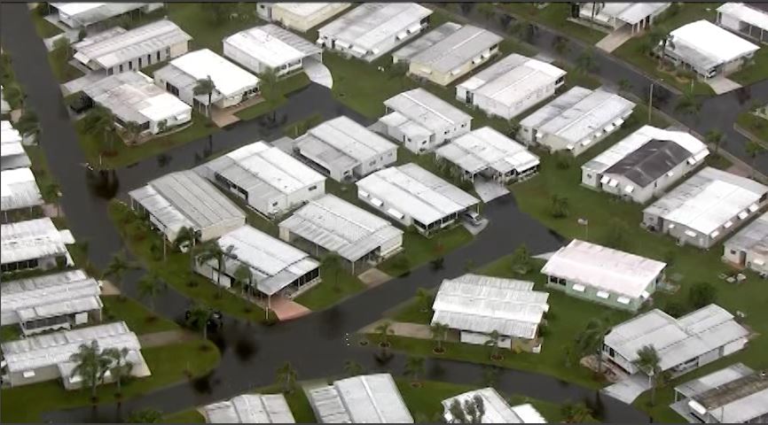 CBS12's tweet image. Hermine's Impact: Already being felt in Tampa area. #TropicalStormHermine bit.ly/2bTXJ45