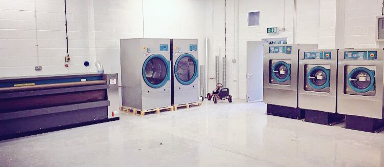 laundrymachines's tweet photo. #IndustrialWashingMachine #CommercialLaundryEquipment
#CommercialWashingMachine
#LaundryEquipment
#MagEquipment https://t.co/M7f3rbwNi2