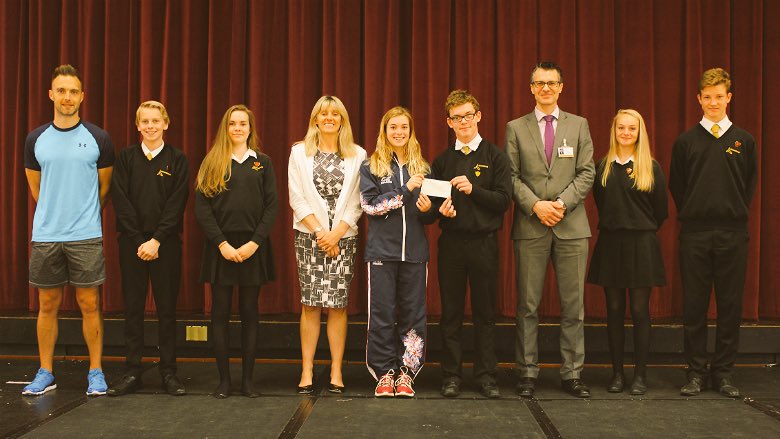 🏃 📚 🏆 🇬🇧

Great Britain junior diver Emily Martin's school raises £1,797.26 for SportsAid! 

bit.ly/2ctH24G