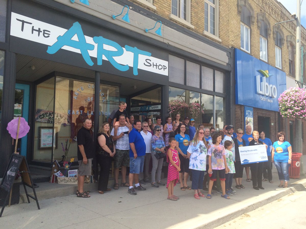 cmhodgins's tweet photo. Last stop today! East Lambton arts council and Libro are neighbours and now partners in prosperity. #prosperhere https://t.co/FKFuFaxiAr