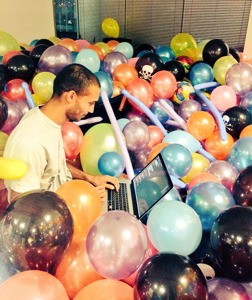 IanG_York's tweet image. World's craziest hackathon on its 3rd outing!! Join @TheHackTrain 4-6 Nov to #HackTheRails in the ride of your life!