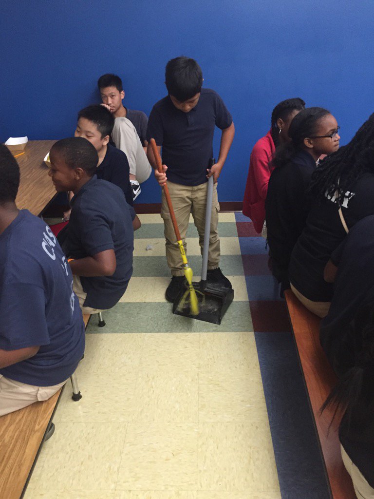 MrBHardyAP's tweet photo. @HardyMSHawks volunteer to looking after our beautiful school. https://t.co/yf3WmVUjll