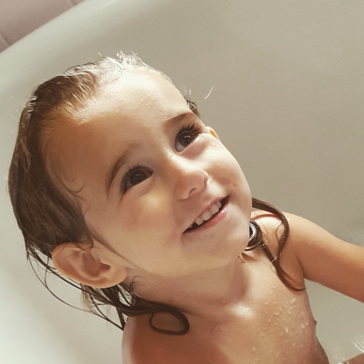 Steffanie_Adams's tweet photo. I love you ❤❤💰 #Daughter #LoveHer #Youngest #TwoYearsOld https://t.co/E18k7zHJML
