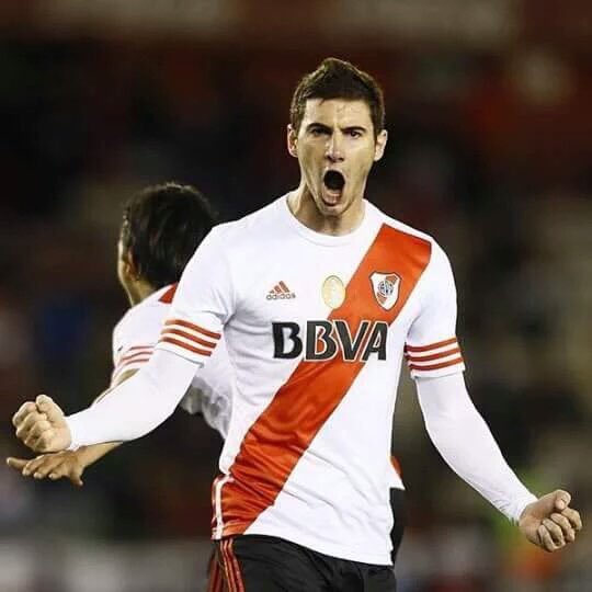 InfoGol_'s tweet photo. Cambio en #Argentina:

Sale: Pratto

Ingresa: Alario https://t.co/eWbGn3iogG